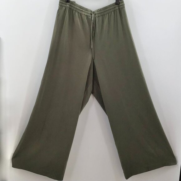 Lane Bryant Wide Leg Pants Sz 26/28W Stretchy Silky Green Elastic Waist Pull On - Picture 1 of 9